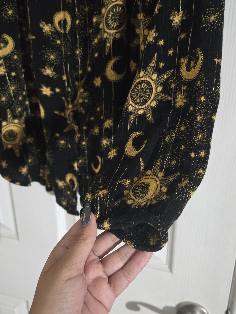 Torrid Black & Gold Celestial Print Button-Front Blouse - Picture 2 of 6